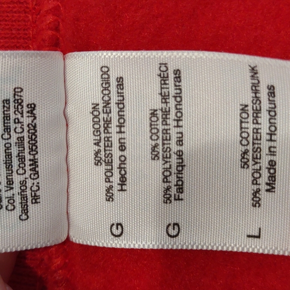 Gildan "I Believe" Red Graphic Long Sleeve Heavy Blend Oversized Sweatshirt - Picture 8 of 9